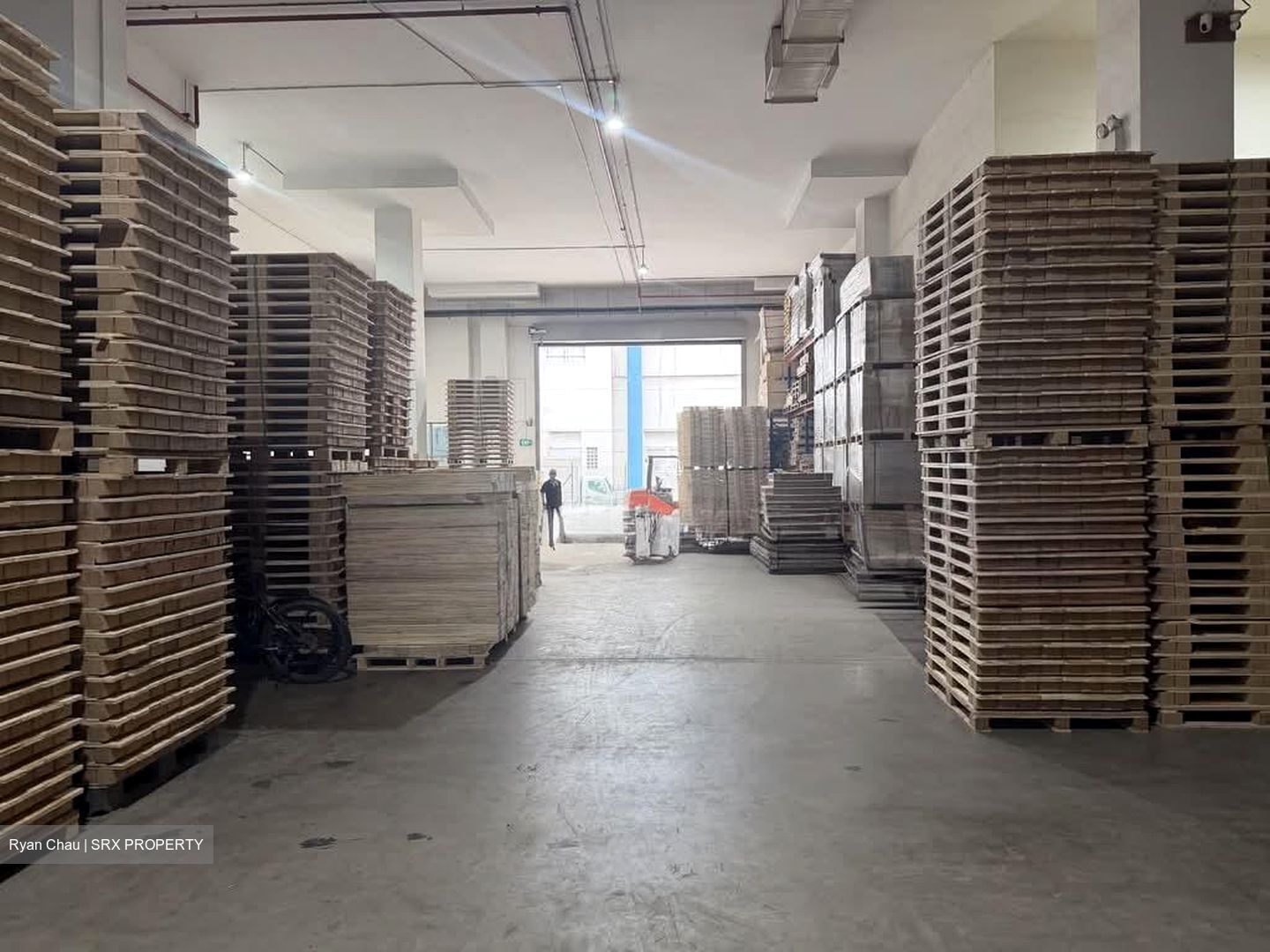 Tuas View Square (D22), Factory #578637211